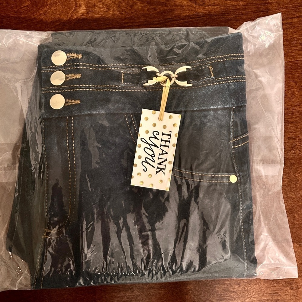 Size 6 • ELA High-Rise Dark Wash Skinny Jeans – Gold Button Detail - Picture 10 of 13